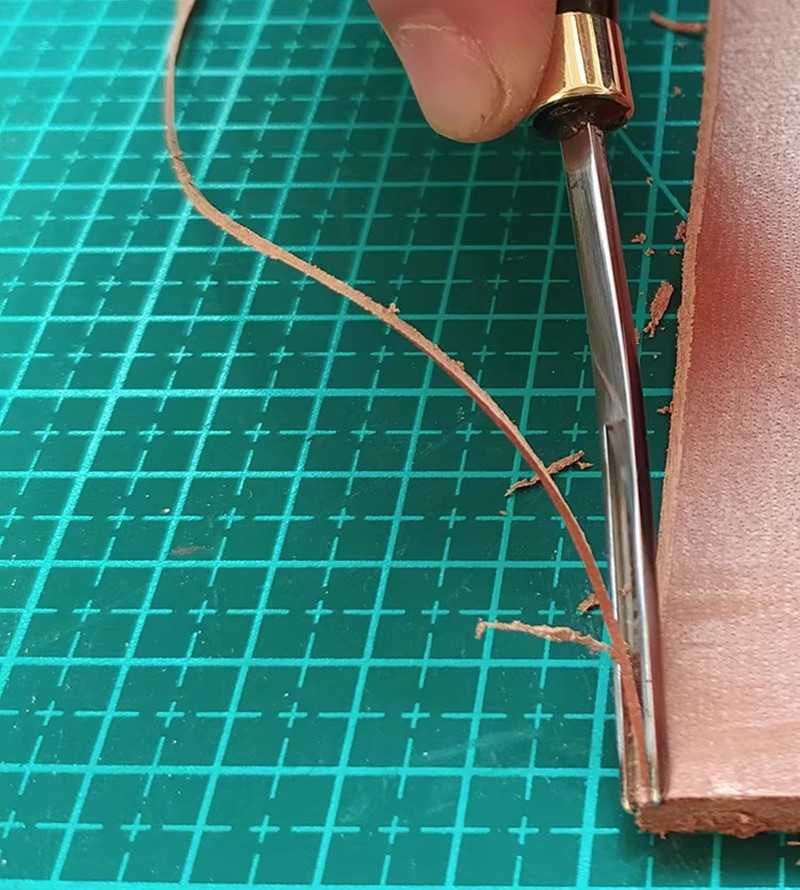 Utensile Professionale per Smu - Leather Edge Beveler recensione e prezzo