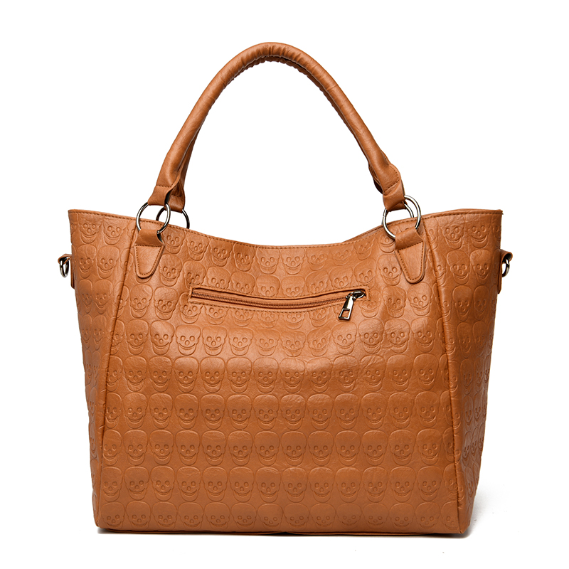 Borsa a Tracolla Punk con Tesc - Leatherwork Workshop recensione e prezzo